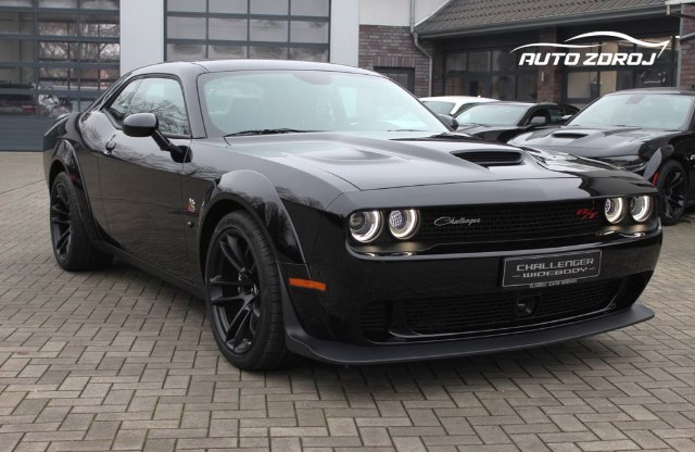 Dodge Challenger 6.4L V8, 362kW, A, 2d.