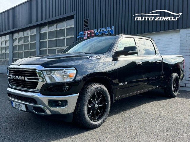 Dodge RAM 1500 Longhorn 5.7 V8 4WD, 295kW, A, 5d.