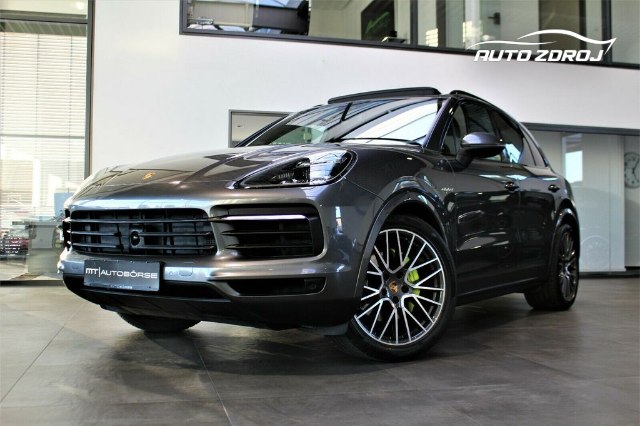 Porsche Cayenne E-Hybrid Tiptronic, 250kW, A8, 5d.