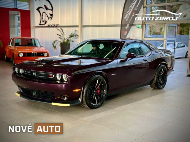 Dodge Challenger R/T 5.7 V8, 277kW, A, 2d.
