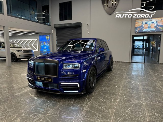 Rolls-Royce Cullinan 6.8 V12, 420kW, A8, 5d.