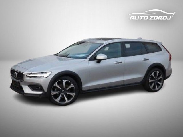 Volvo V60 Cross Country B4 D AWD, 145kW, A8, 5d.