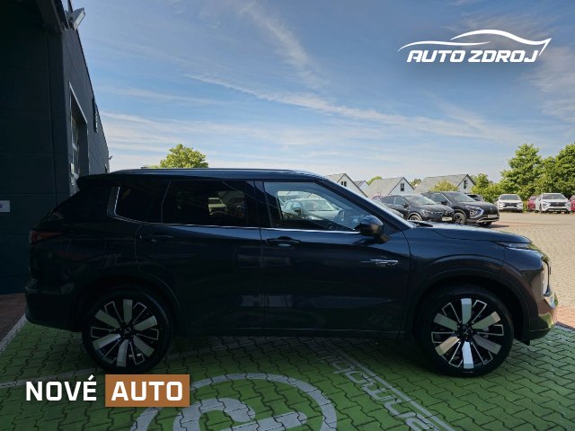 Mitsubishi Outlander PHEV 4WD, 225kW, A, 5d.