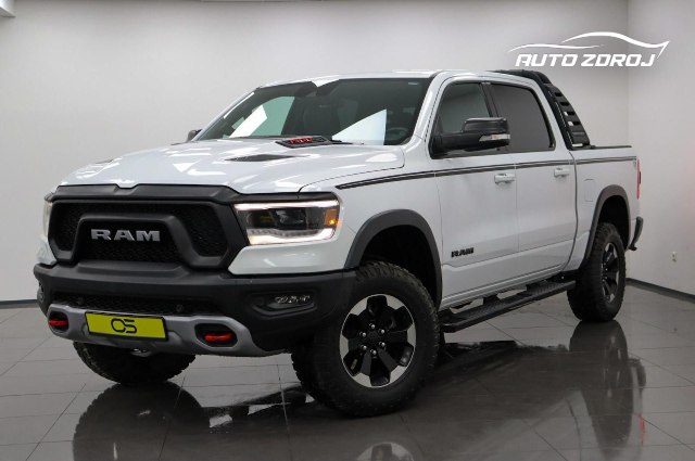 Dodge RAM 5.7 HEMI V8 4x4, 295kW, A, 5d.