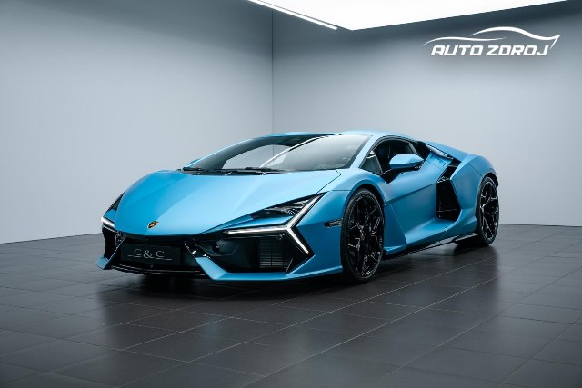 Lamborghini Revuelto 6.5 V12 HPEV, 747kW, A, 2d.