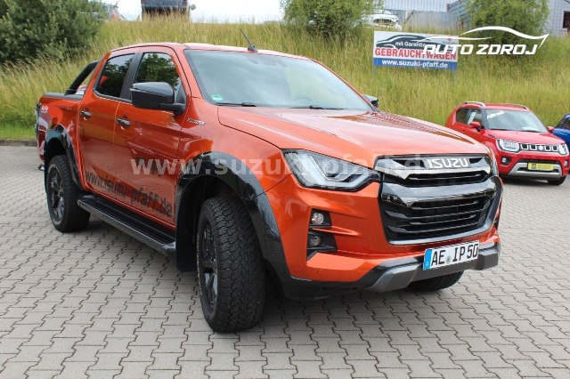 Isuzu D-MAX DoubleCab V-Cross 1.9 D 4x4, 120kW, A, 5d.