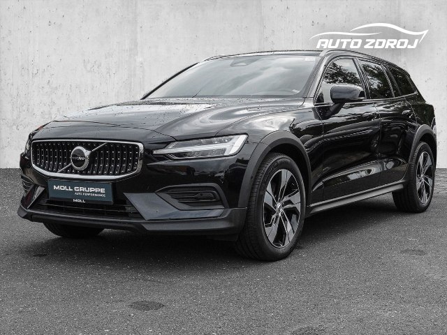 Volvo V60 Cross Country B4 D AWD, 145kW, A8, 5d.