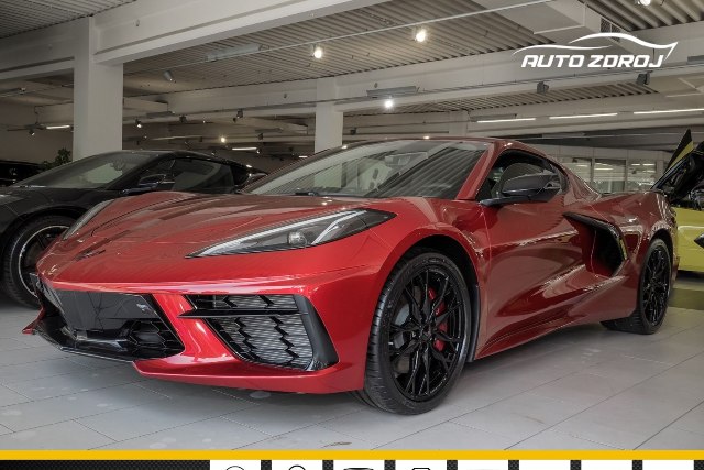 Corvette C8 6.2 V8 3LT, 354kW, A, 2d.