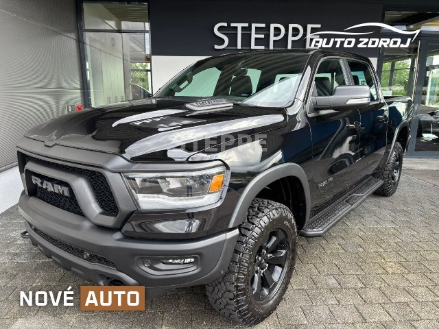 Dodge RAM 1500 5.7 V8 HEMI 4WD, 295kW, A8, 5d.