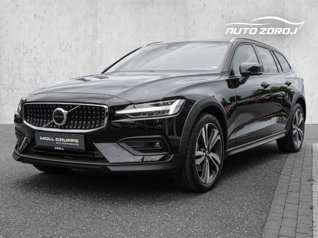 Volvo V60 Cross Country B4 D AWD, 145kW, A8, 5d.