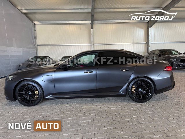 BMW M5 V8 PHEV xDrive, 535kW, A8, 5d.