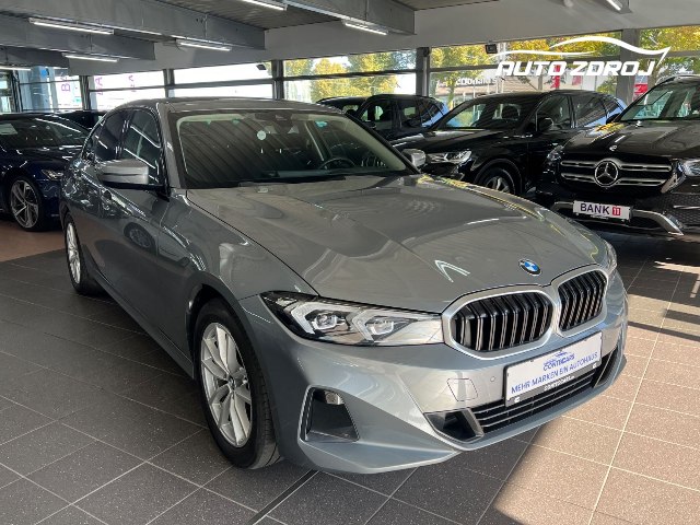 BMW rad 3 320d xDrive, 140kW, A8, 4d.