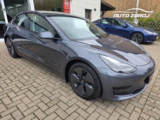 Tesla Model 3 Standard Range BEV RWD, 239kW, A, 5d.