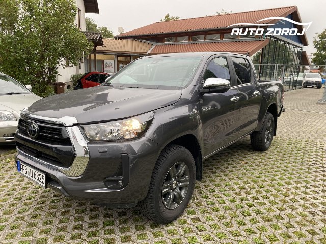 Toyota Hilux DoubleCab Comfort 2.4 D-4D 4WD, 110kW, A6, 5d.