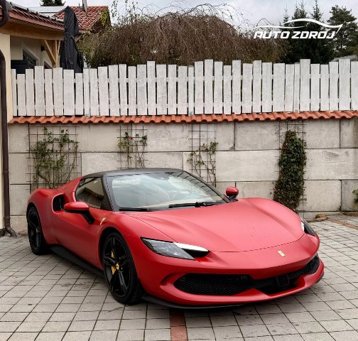Ferrari 296 GTB 3.0 V6 PHEV, 610kW, A8, 2d.