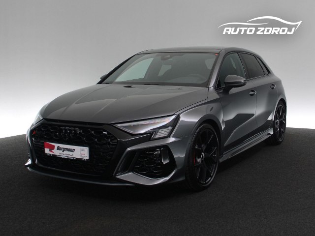 Audi RS3 Sportback 2.5 TFSI quattro S-tronic, 294kW, A7, 5d.
