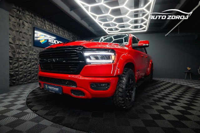Dodge RAM 5.7 HEMI V8 4x4, 295kW, A, 5d.