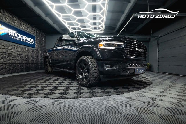 Dodge RAM 5.7 HEMI V8 4x4, 295kW, A, 5d.
