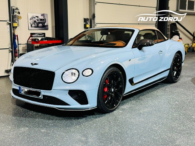 Bentley Continental GTC 4.0 V8, 404kW, A8, 2d.