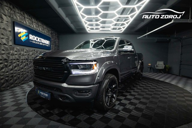 Dodge RAM 5.7 HEMI V8 4x4, 295kW, A, 5d.