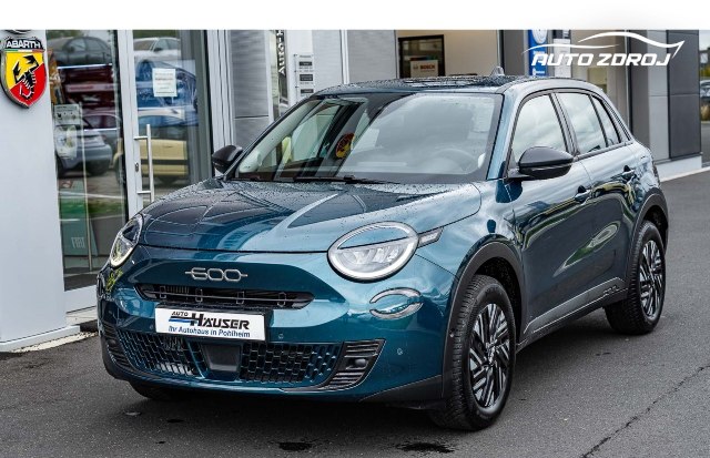Fiat 600 Hybrid 1.2T, 74kW, A, 5d.
