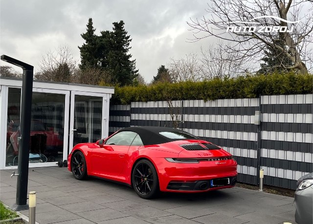 Porsche 911 Carrera S, 331kW, A8, 2d.