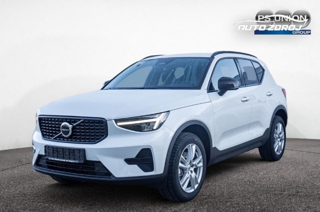 Volvo XC40 Plus Dark B3 2WD, 120kW, A7, 5d.