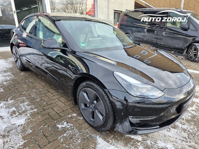 Tesla Model 3 Long Range BEV RWD, 208kW, A, 5d.