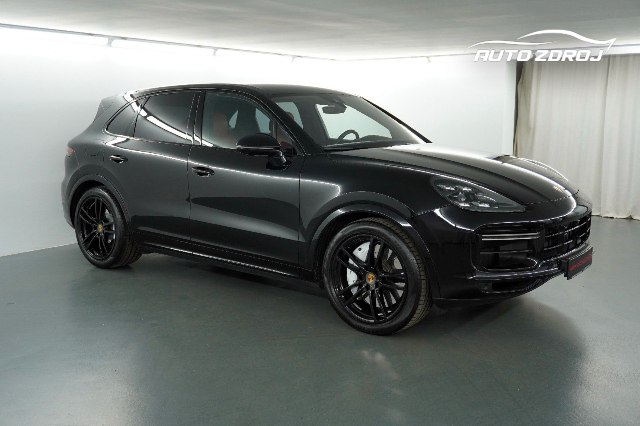 Porsche Cayenne Turbo Tiptronic, 404kW, A8, 5d.