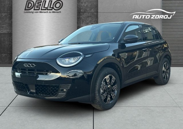 Fiat 600 Hybrid 1.2T, 74kW, A, 5d.