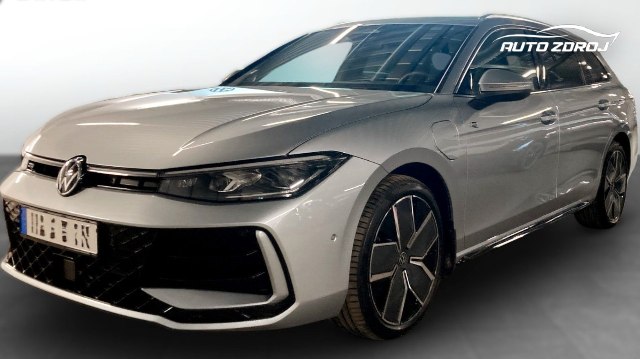 Volkswagen Passat Variant R-Line 1.5 TSI eHybrid DSG, 200kW, A, 5d.