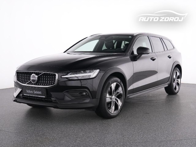 Volvo V60 Cross Country B4 D AWD, 145kW, A8, 5d.
