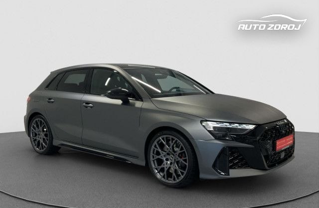 Audi RS3 Sportback 2.5 TFSI quattro S-tronic, 294kW, A7, 5d.