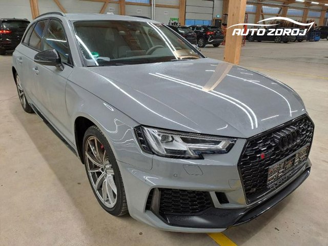 Audi RS4 Avant 2.9 TFSI quattro Tiptronic, 331kW, A8, 5d.