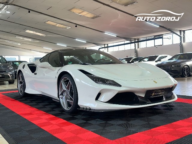 Ferrari F8 3.9 V8, 530kW, A7, 2d.