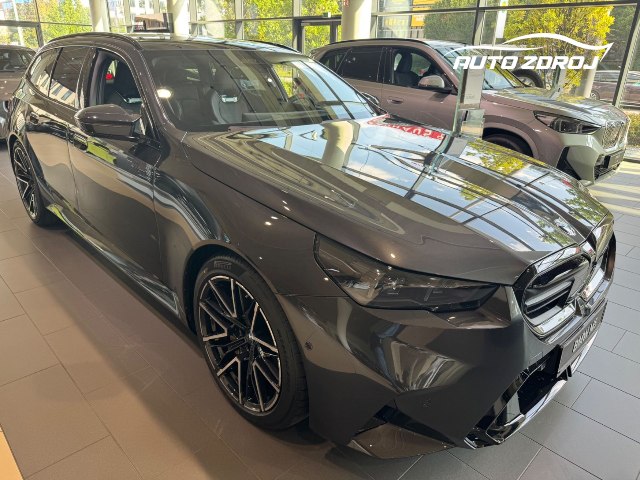 BMW M5 Touring V8 PHEV xDrive, 535kW, A8, 5d.