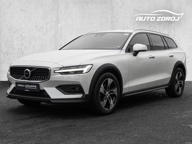 Volvo V60 Cross Country B4 D AWD, 145kW, A8, 5d.