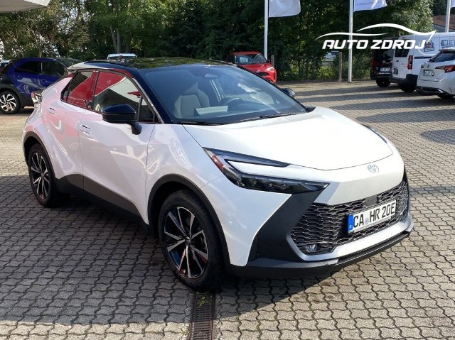 Toyota C-HR Team D 2.0 Hybrid, 145kW, A, 5d.