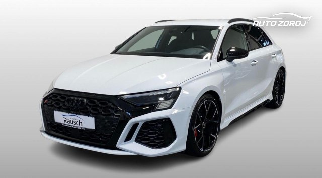 Audi RS3 Sportback 2.5 TFSI quattro S-tronic, 294kW, A7, 5d.