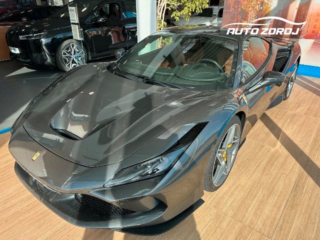 Ferrari F8 3.9 V8, 530kW, A7, 2d.