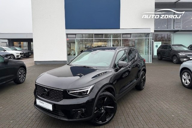 Volvo XC40 Ultra Black B3 2WD, 120kW, A7, 5d.