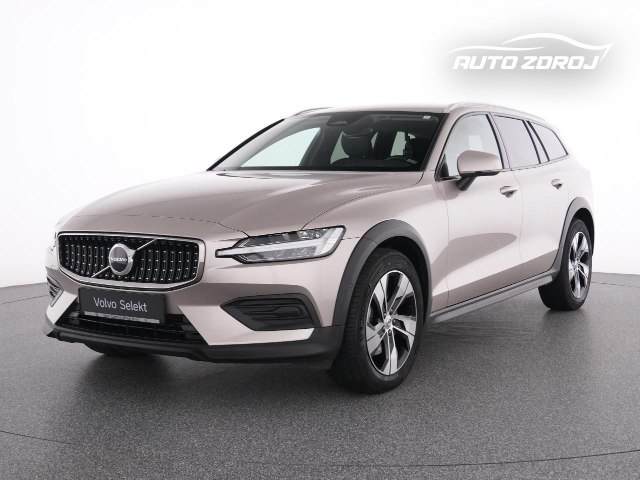 Volvo V60 Cross Country B4 D AWD, 145kW, A8, 5d.