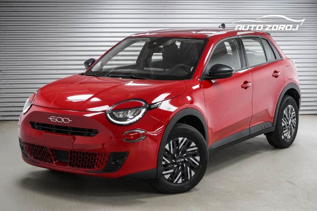 Fiat 600 Hybrid 1.2T, 74kW, A, 5d.