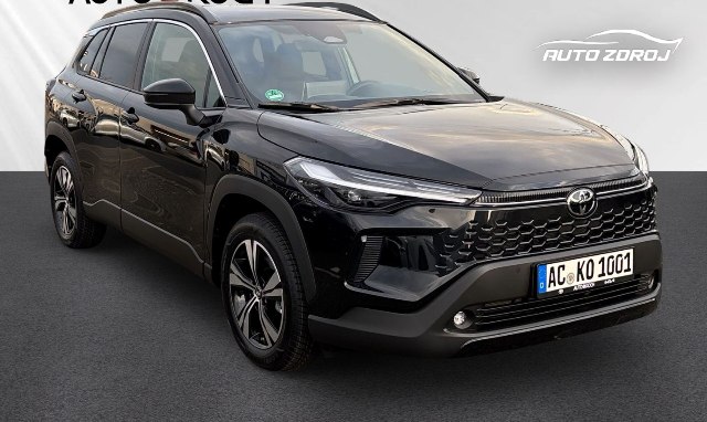 Toyota Corolla Cross Team D 2.0 Hybrid FWD, 132kW, A, 5d.