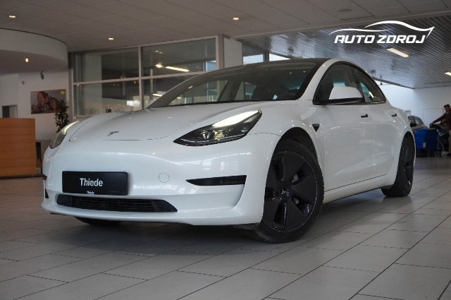 Tesla Model 3 Standard Range BEV RWD, 239kW, A, 5d.