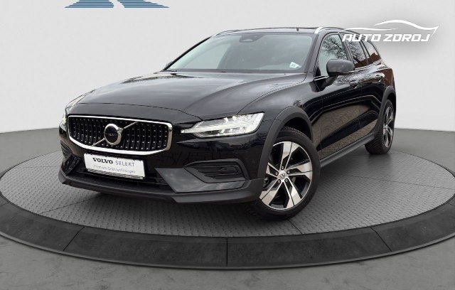 Volvo V60 Cross Country B4 D AWD, 145kW, A8, 5d.