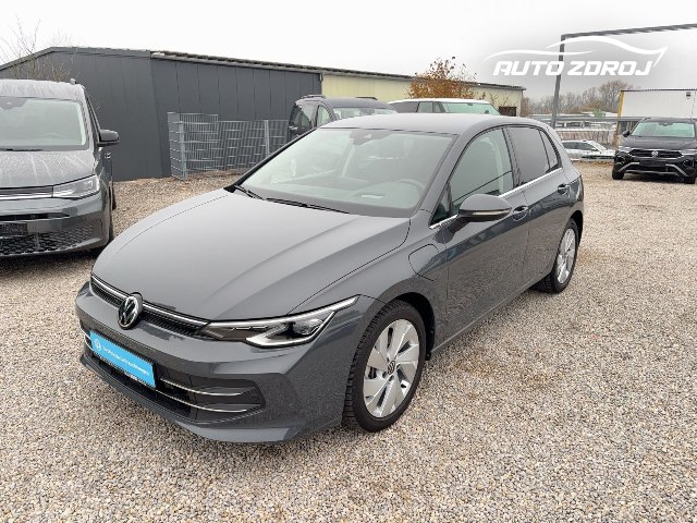 Volkswagen Golf Style 1.5 eHybrid DSG, 150kW, A, 5d.