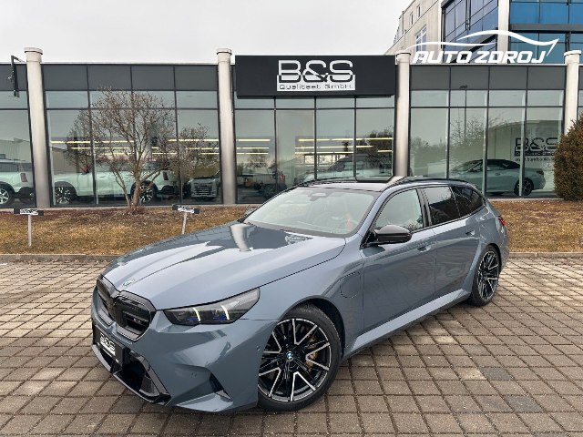 BMW M5 Touring V8 PHEV xDrive, 535kW, A8, 5d.