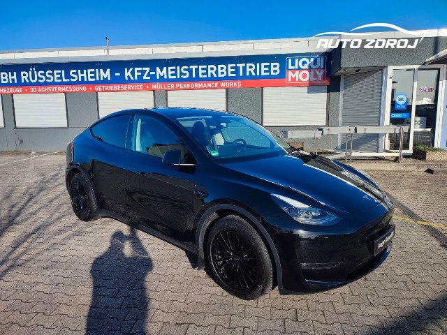 Tesla Model Y Long Range Dual Motor AWD, 378kW, A, 5d.