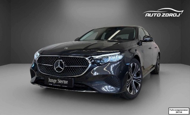 Mercedes-Benz E Avantgarde 300 e, 150kW, A, 4d.